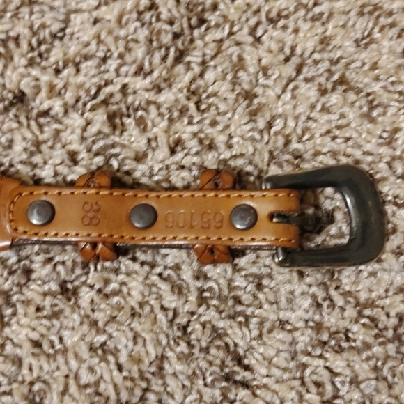 Belt - Picture 3 of 4